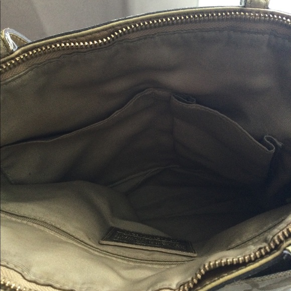 Coach purse - Picture 5 of 6